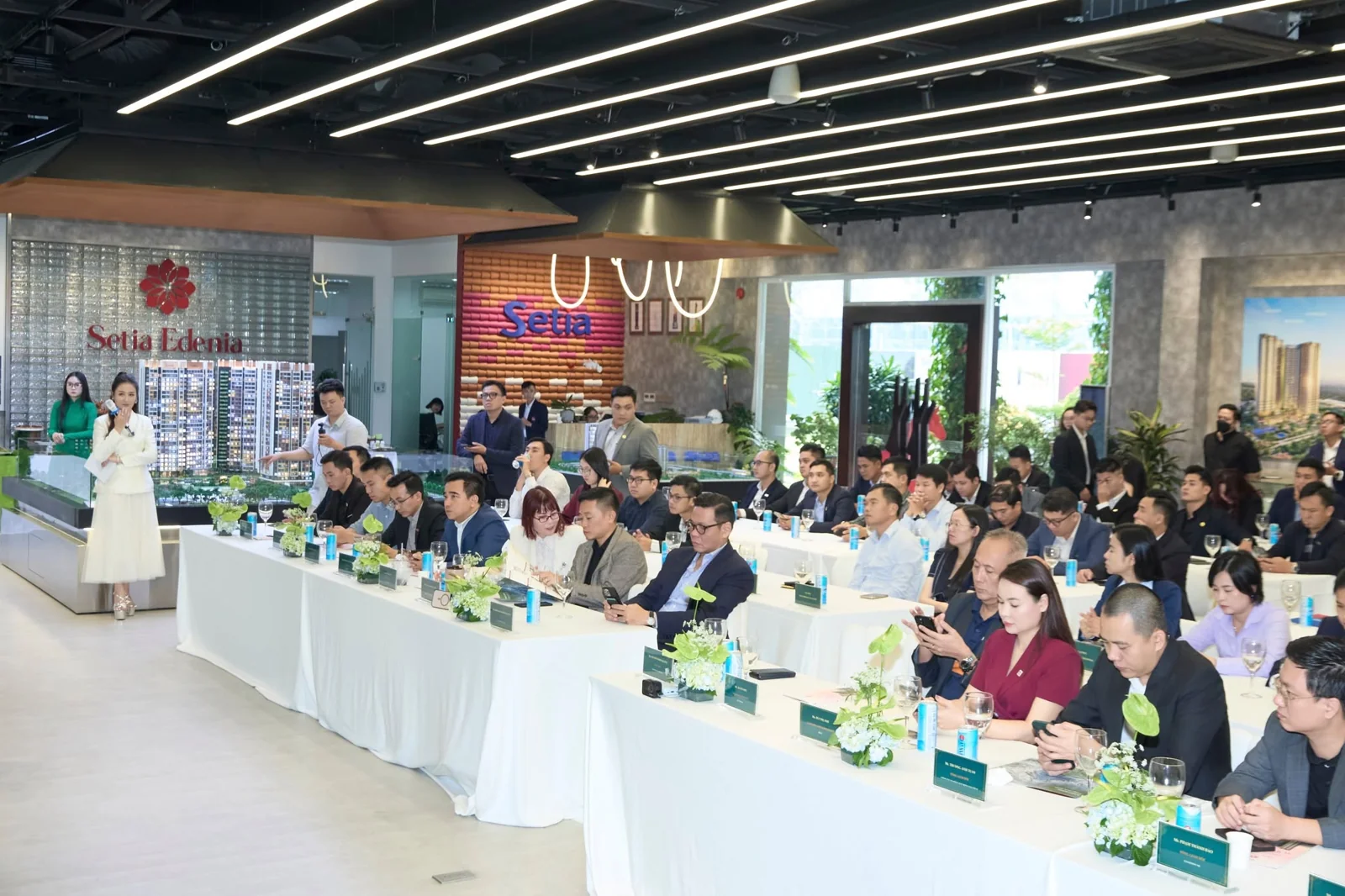 Đối tác tham dự Leadership Summit ngày 15 tháng 9 năm 2026 Setia Edenia