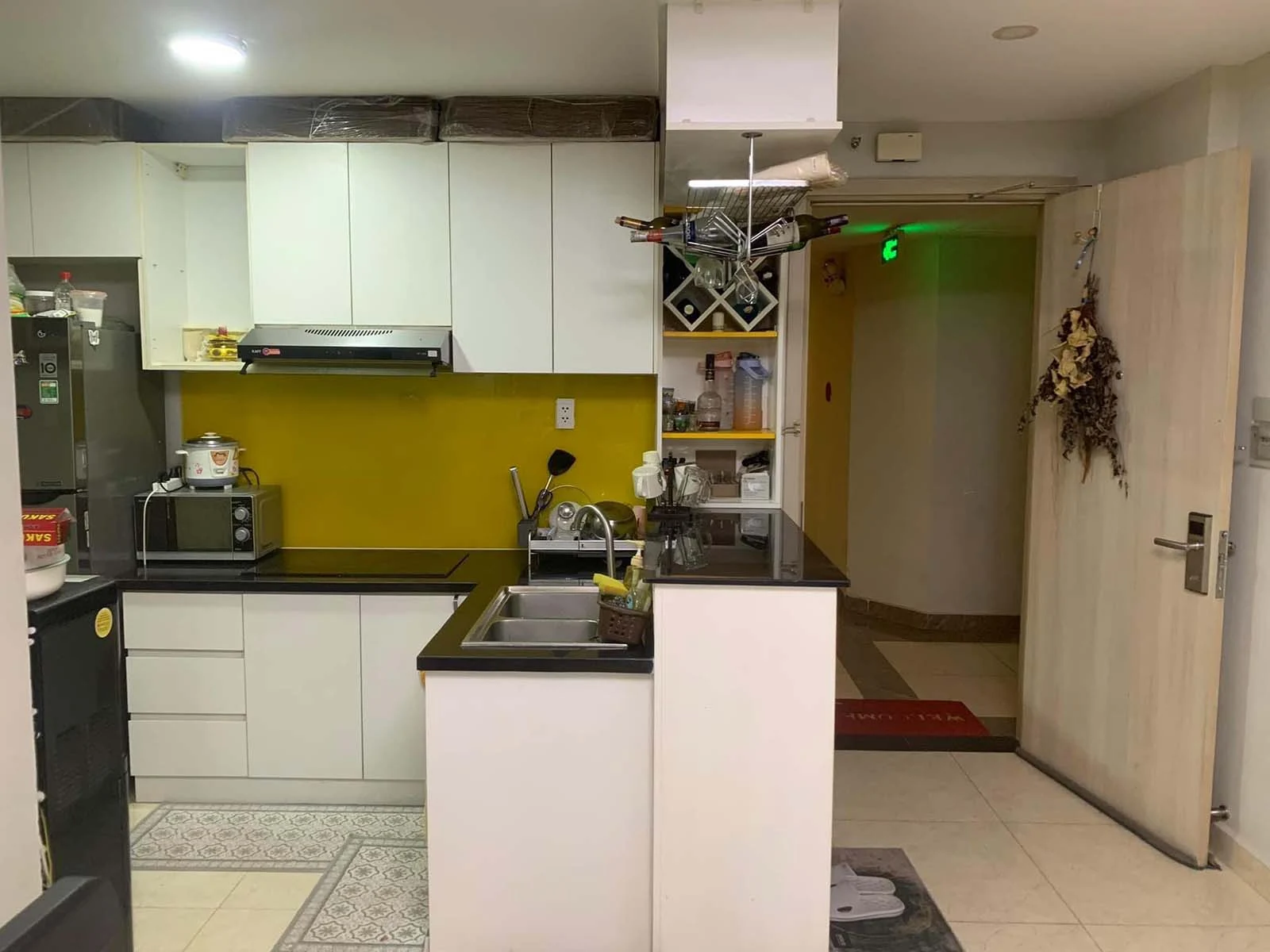 Ảnh thực tế khu bếp trong một căn hộ Hiệp Thành Buildings