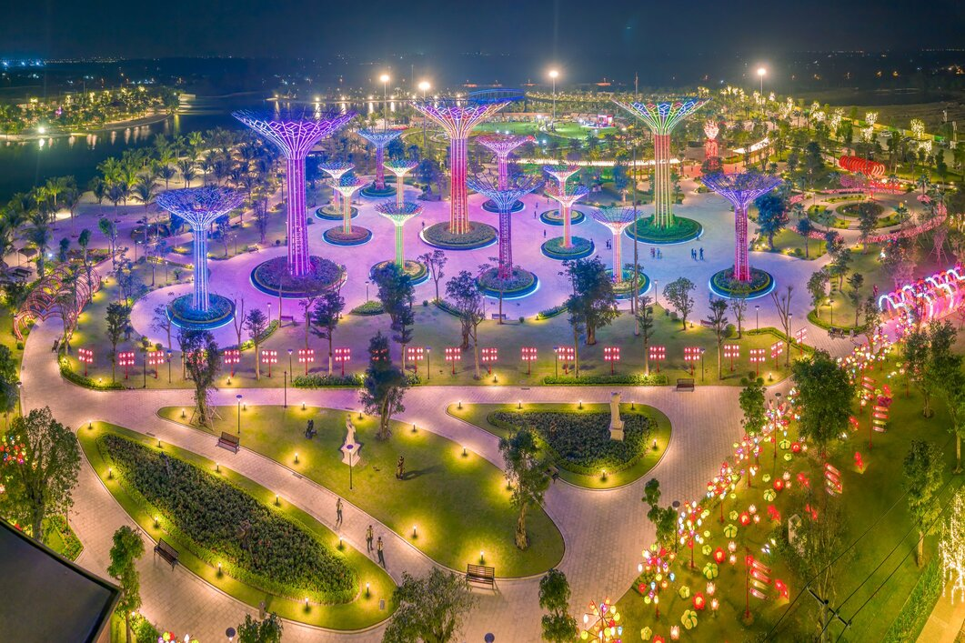 Công viên 36 ha Vinhomes Grand Park và cách chọn nhà cho người thích vận động 13 Không gian công viên ánh sáng tại Vinhomes Grand Park