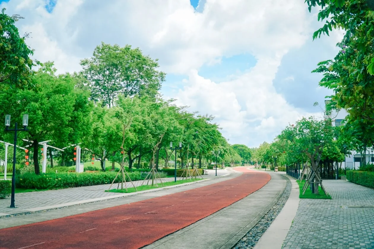 Đường nội khu và cây xanh tại HARUKA