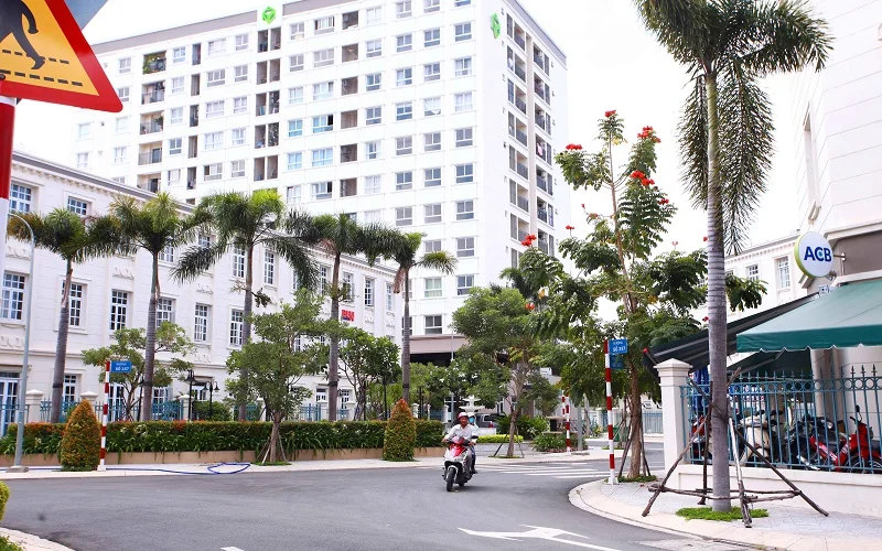 Khu căn hộ và nhà phố Lucky Dragon – ảnh thực tế