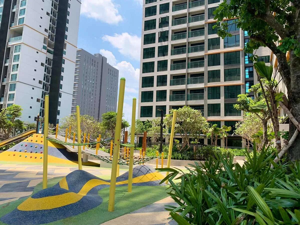 Khu vận động ngoài trời dành cho trẻ em tại Feliz en Vista