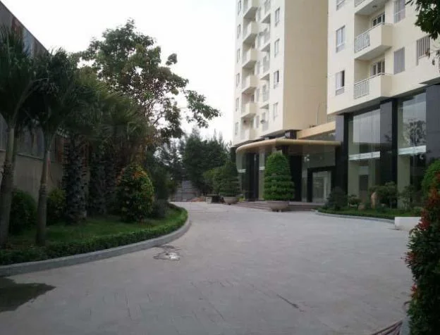 Lối vào và cây xanh thực tế Tecco Tower Linh Đông