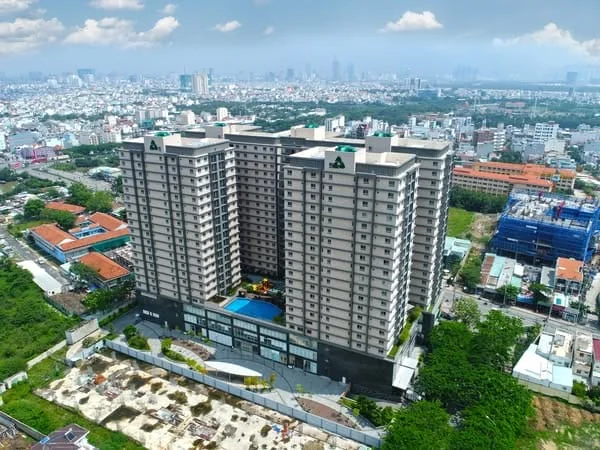 Các khối căn hộ Cosmo City trên trục Nguyễn Thị Thập